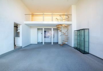 Wohnzimmer mit Blick auf die Galerie