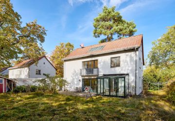 Hausansicht Garten