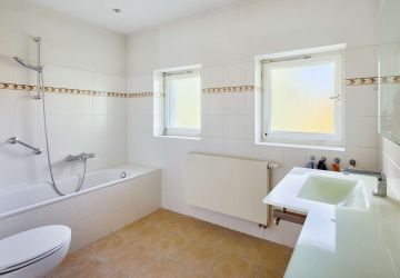 Badezimmer 1. Obergeschoss